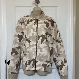 Michael Kors Camo Bomber Jacket Mesh Lined Zip Front Size M